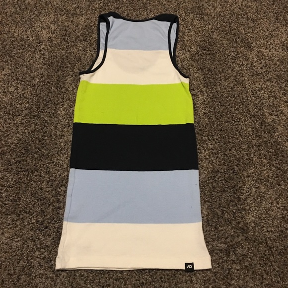 Used Nike Women’s Tank Top Size Medium - Picture 6 of 6